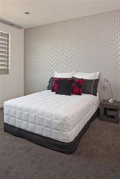 Comfy Microfibre Box End Quilt